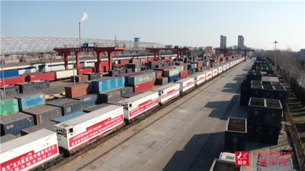 山東陸港-廈門象嶼易聯(lián)莫斯科冷鏈集裝箱班列成功開通 技術(shù)進(jìn)出口新突破